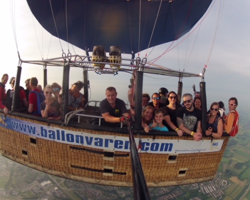 Ballonvaart Deventer met parachutisten